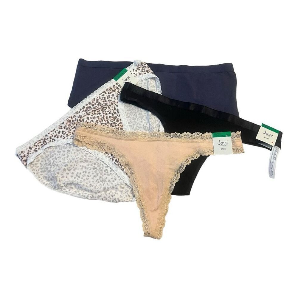 Macys Brand -Jenni Set of 4  Size Large